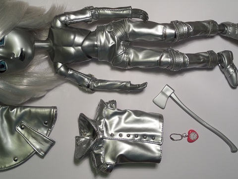 Taeyang Tinman outfit